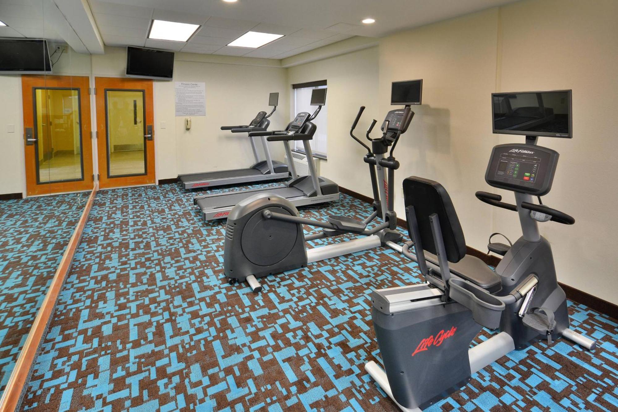 Fairfield Inn And Suites By Marriott Winston Salem/Hanes Exterior foto